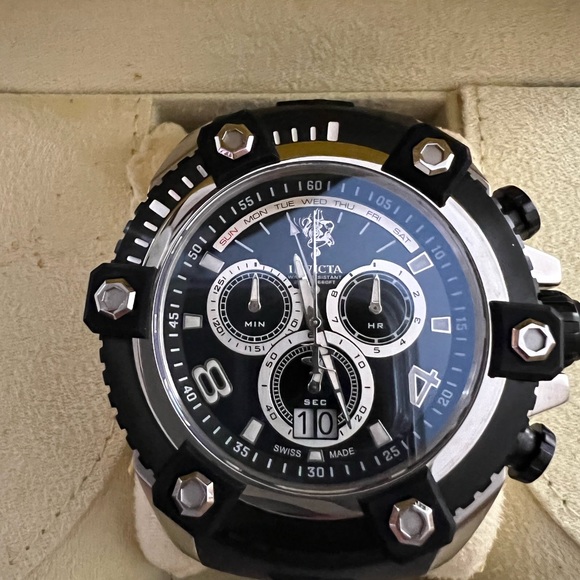 Mens Invicta Watch - Picture 3 of 6